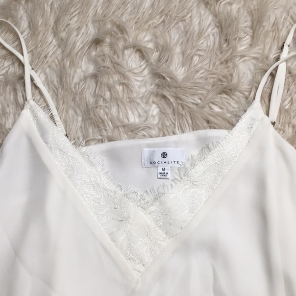 Socialite Ivory color lace detail Camisole Sz Med. - Picture 2 of 8